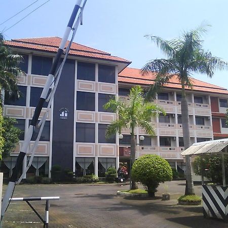 Hôtel Jepara Indah Extérieur photo