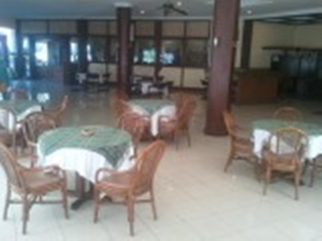 Hôtel Jepara Indah Extérieur photo
