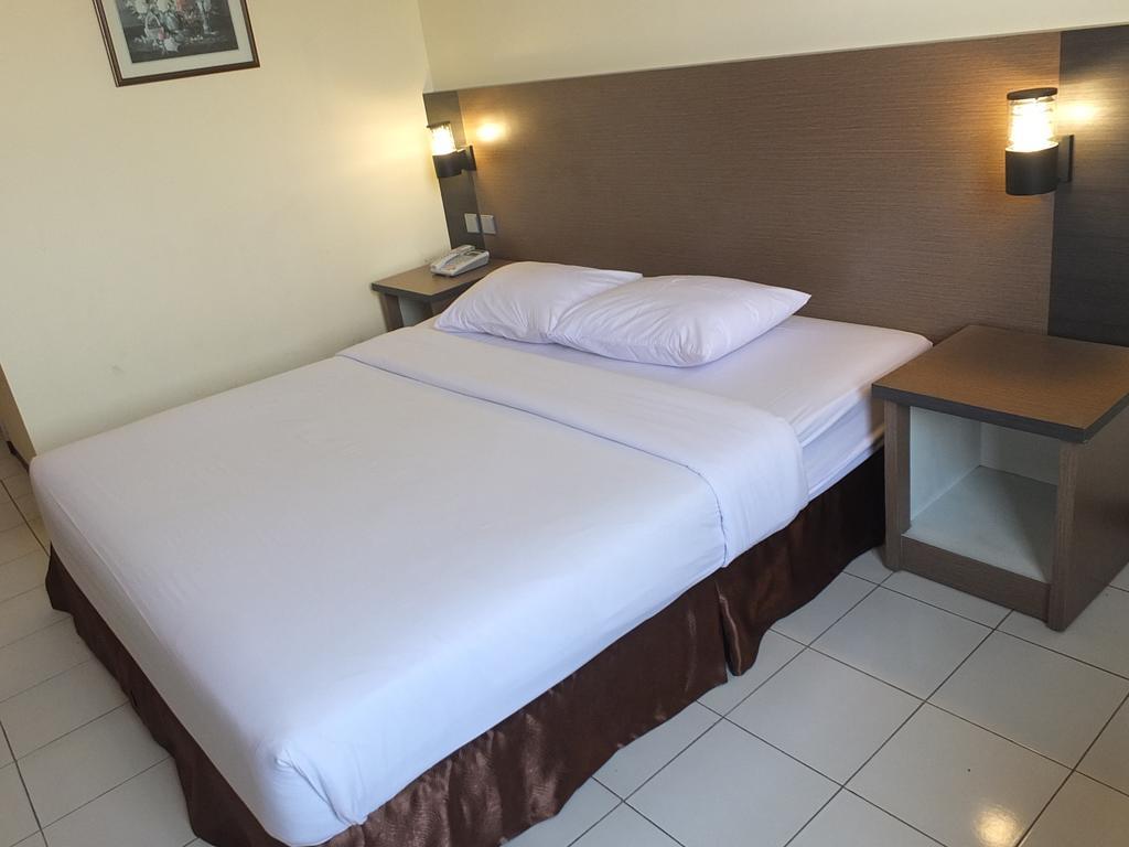 Hôtel Jepara Indah Chambre photo