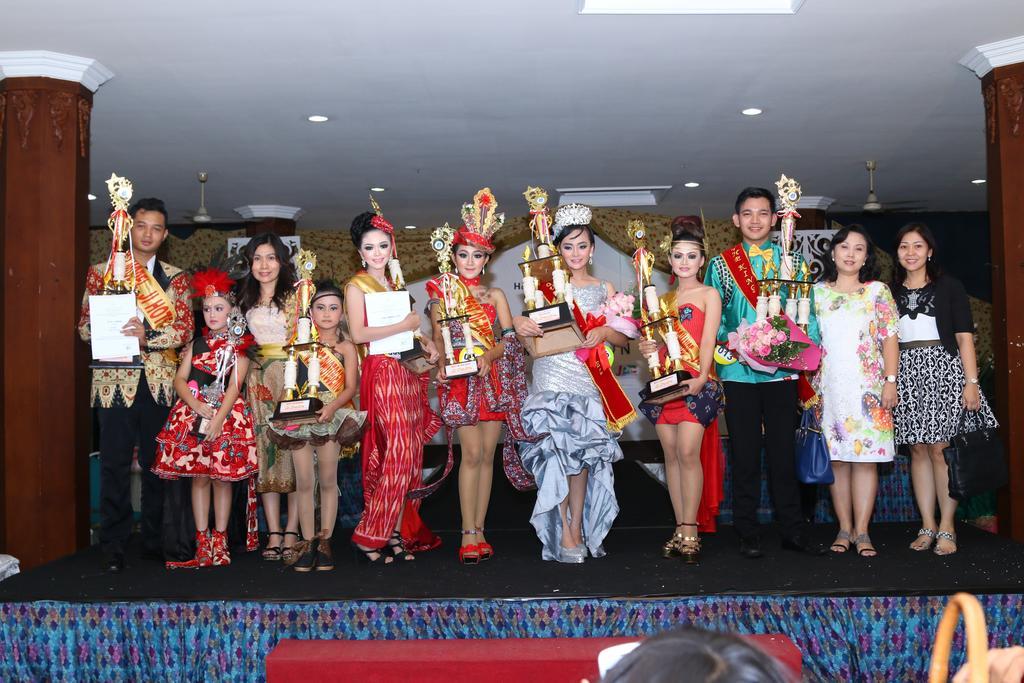 Hôtel Jepara Indah Extérieur photo