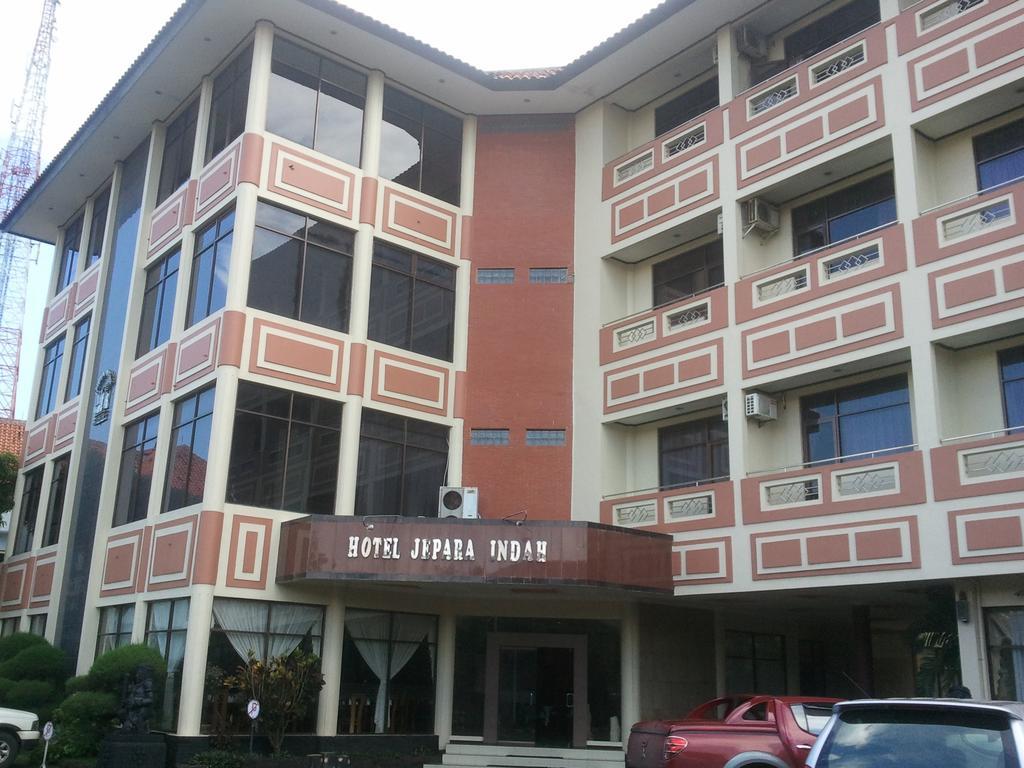 Hôtel Jepara Indah Extérieur photo