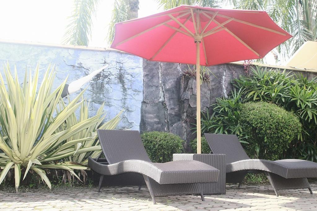 Hôtel Jepara Indah Extérieur photo
